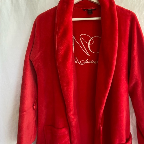 Victoria's Secret The Cozy Plush Short Robe Size XS - Picture 7 of 16